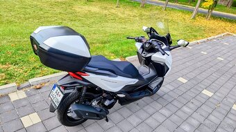 Predám Honda Forza 125 - 8