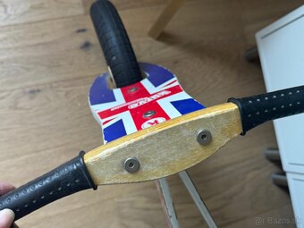 odrážadlo Kinderkraft Drevené - 8