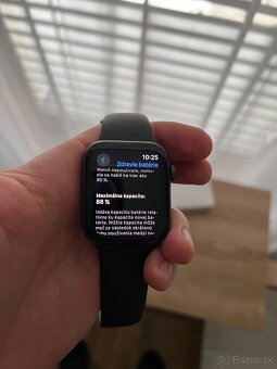 Apple Watch SE (2020) 44mm - 8