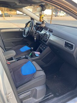 Vw Touran 1.6 TDi Comfortline - 8
