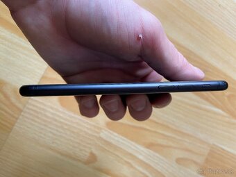 iPhone se 2020 64gb - 8