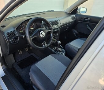 Volkswagen Golf 4 Highline 1.6 Benzín 74.kw. - 8
