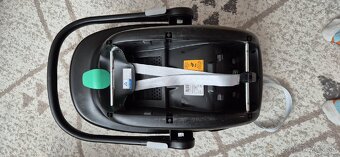 Maxi-cosi pebble familyfix 360 - 8