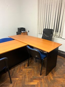 Kancelársky nábytok - 8