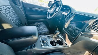 Jeep Grand Cherokee 3.0V6 CRD limited A/T - 8