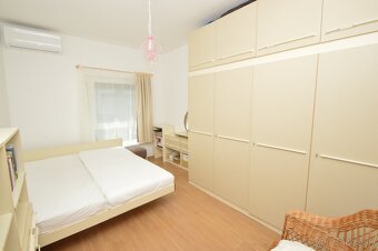 Predaj 2i byt s balkónom v uzavretom areáli - Rajka - 8