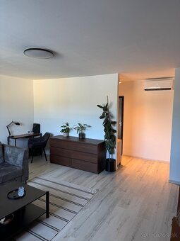 Predám kompletne zariadený 3-izbový byt – 78,5 m² na pešej - 8