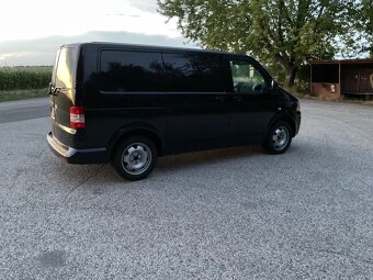 VW T5 2.0 103 kW Lift Transportér - 8