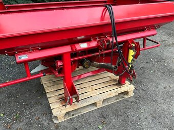 1200L Nizozemské rozmetadlo LELY CENTERLINER SL - 8