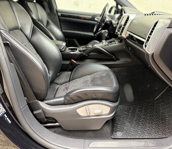 Porsche Cayenne Diesel Platinum Edition II FL - 8