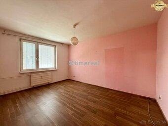 EXKLUZÍVNE - Veľký 3i byt vhodný na rekonštruk., ul. Hlboká - 8