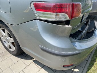 Toyota Avensis T27 2,0 D4D, 93kw, r.v. 2010 - 8