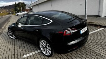 Tesla Model 3 Long Range - 8