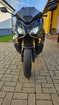 Honda Forza 750 - 8