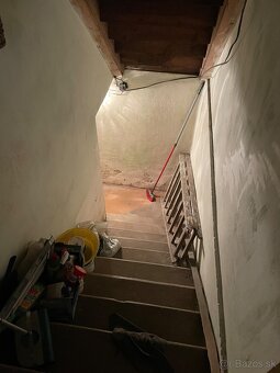 CENA ZNÍŽENÁ O 10%, PREDÁM DOM, CENTRUM BB - 8