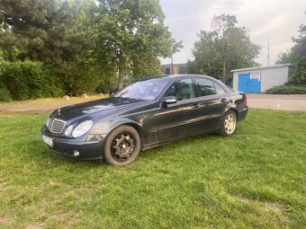 Predám Mercedes-Benz W211 - 8