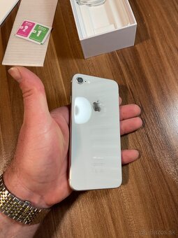iPhone 8 Silver 64GB - 8