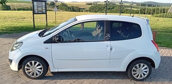 Renault TWINGO 1,2 43kw - 8