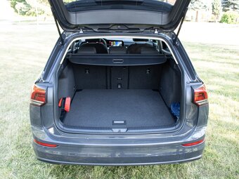 Volkswagen Golf Variant - 8