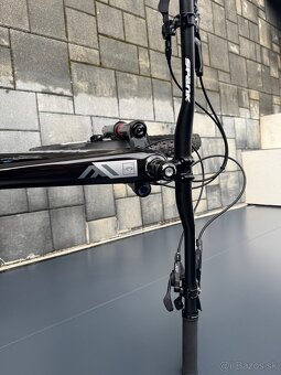 Nukeproof Mega 290 Carbon M 2023 top - 8