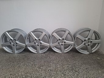 Alutec Freeze 4ks ALU disk 6.5Jx16H2 - 8