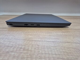 Lenovo V130-15IGM / Intel N5000/ 8GB RAM/HD/SSD+HDD/Bat ok - 8