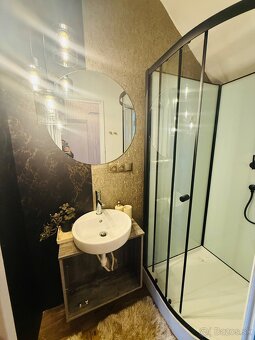 Velky dvojizbový byt na prenajom. - 8