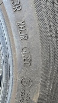 215/55R17 - 8