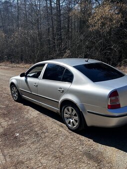 Škoda superb - 8