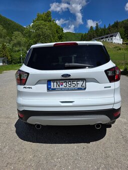 Ford Kuga 1.5,110kW,42000km,kúpené na SK - 8