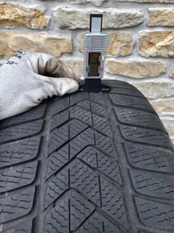 BMW 3 G20 zimní sada 796 dvourozměr 225/45 a 255/40 R18 - 8