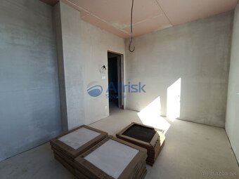 Krásna voňavá novostavba v Šalgočke za skvelú cenu. Dom č.3  - 8