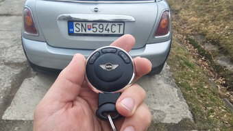 Mini One R56 - 1,4 benzín - vymením za väčšie - 8
