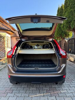 VOLVO xc60 2.4 AWD 151kW - 8