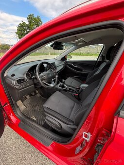 Hyundai i30 CW - 8