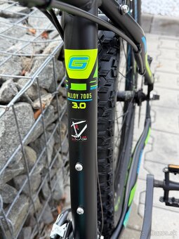 Predám horsky bicykel Genesis Impact 3.0 kolesá 29 - 8
