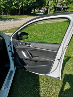 Peugeot 308 II - 8