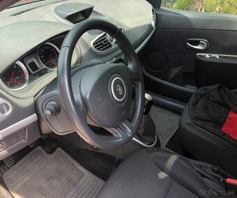 Renault clio 2013 - 8
