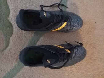 Predám kopacky a chranice - 8