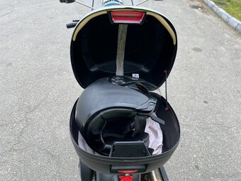 Piaggio Beverly 500 - 8