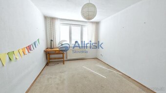 REZERVOVANÉ Predaj 3izb bytu s iskrou v Trnovci nad Váhom - 8