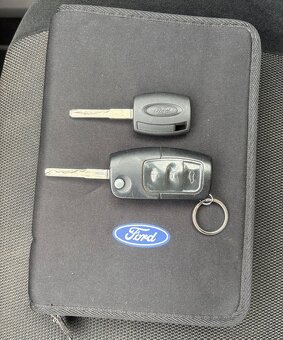 Ford Focus Kombi 1.6 tdci 80 kw Ghia - 8