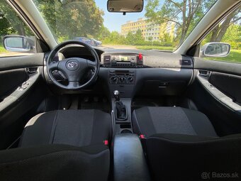 Toyota Corolla 1.6 benzín 81 kW - 8