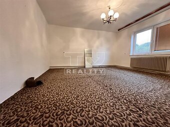 RODINNÝ DOM, POZEMOK S ROZLOHOU 647m2, MNÍCHOVÁ LEHOTA - 8
