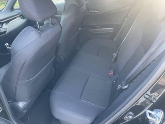 Toyota C-HR 1.8 Hybrid Style E-CVT - 8