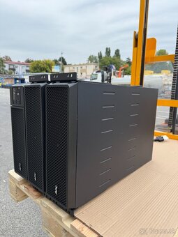 Predám UPS APC Smart-UPS SRT 8000VA (8kVA) - 8