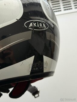 Prilba na motorku - 8