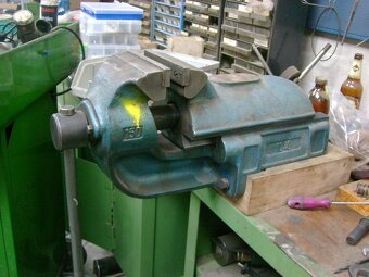 strojné a iné zveraky - 8