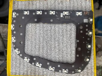 Predam zadné svetlo na Ford Mustang - 8