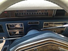 Lincoln Continental - 8